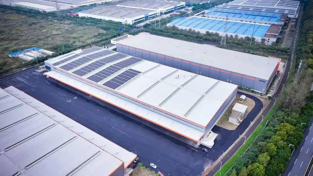 从各行业对比看咖啡市场上行 不同品牌价格打法繁多(图15) 咖啡厅的运营管理方案_咖啡厅运营管理体系包括_咖啡厅经营管理模式