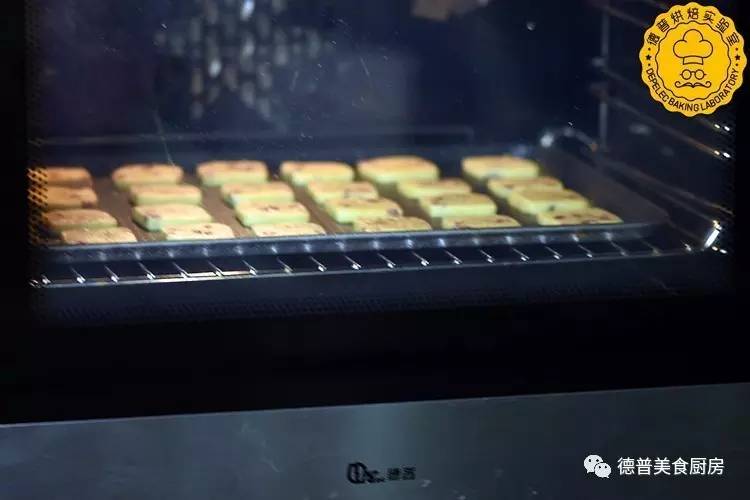 新手烘焙不用愁！10款简单美味点心制作方法大赏